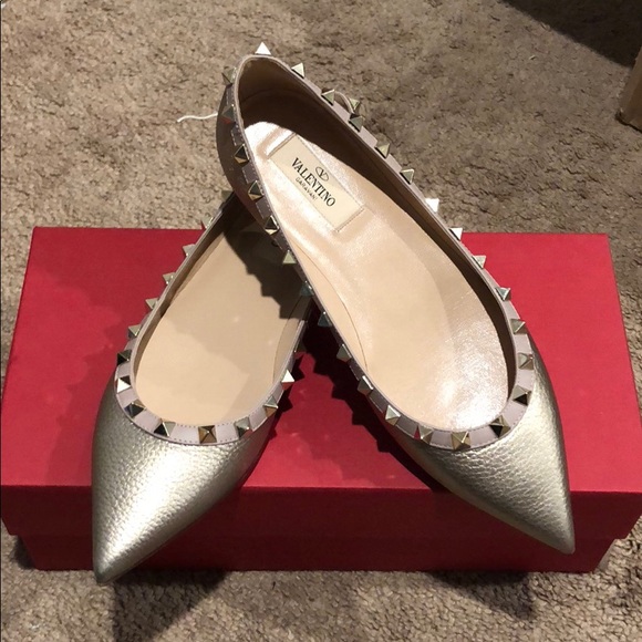 bronze valentino rockstud